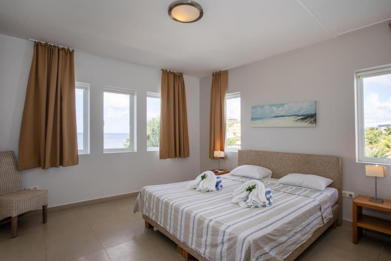 Blue Bay Beach Apartments Екстериор снимка