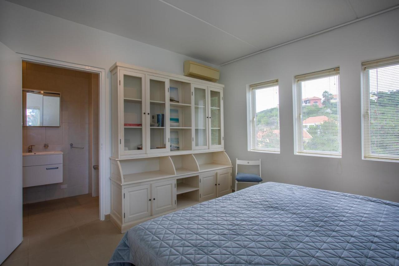 Blue Bay Beach Apartments Екстериор снимка