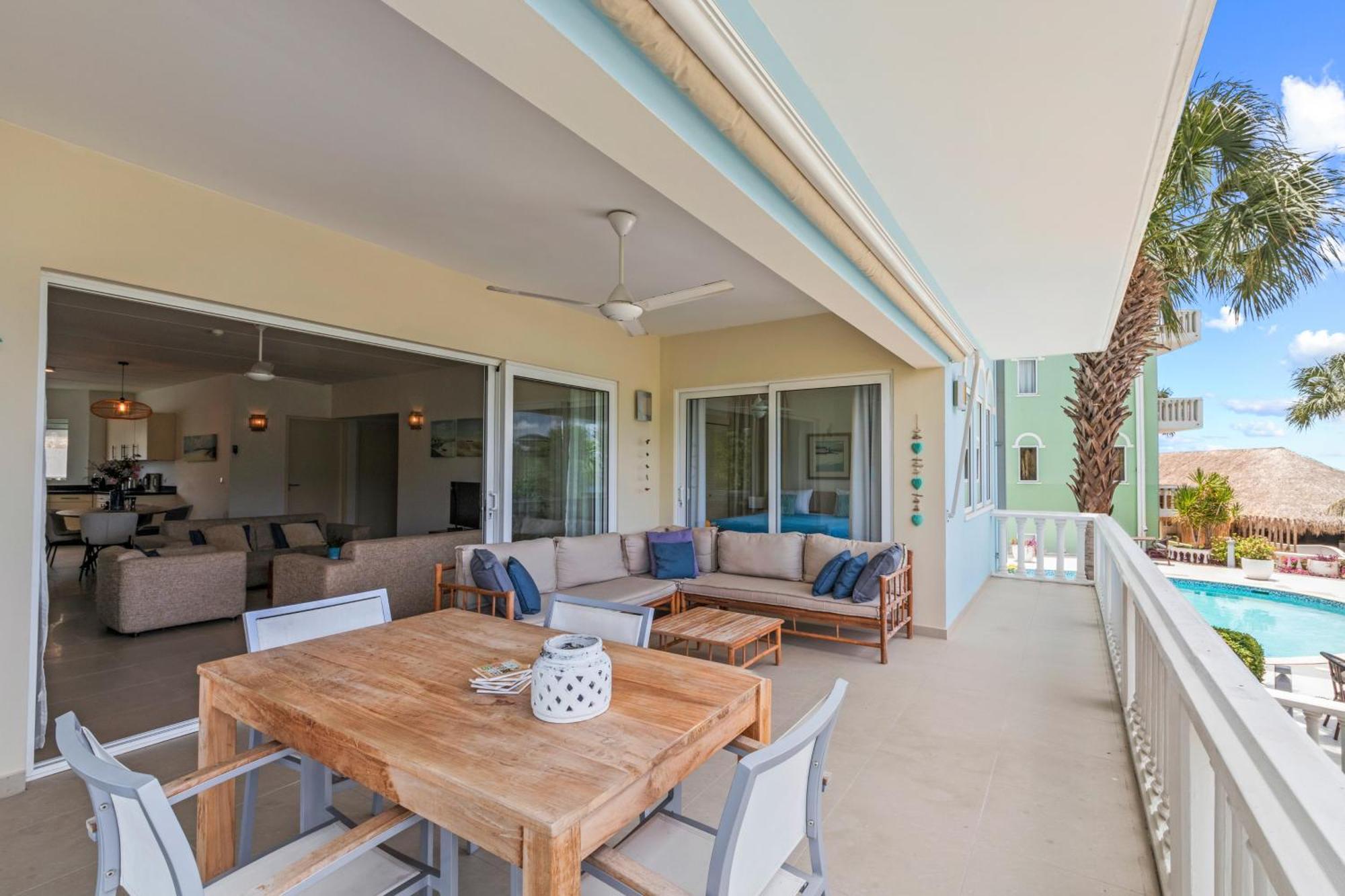 Blue Bay Beach Apartments Екстериор снимка