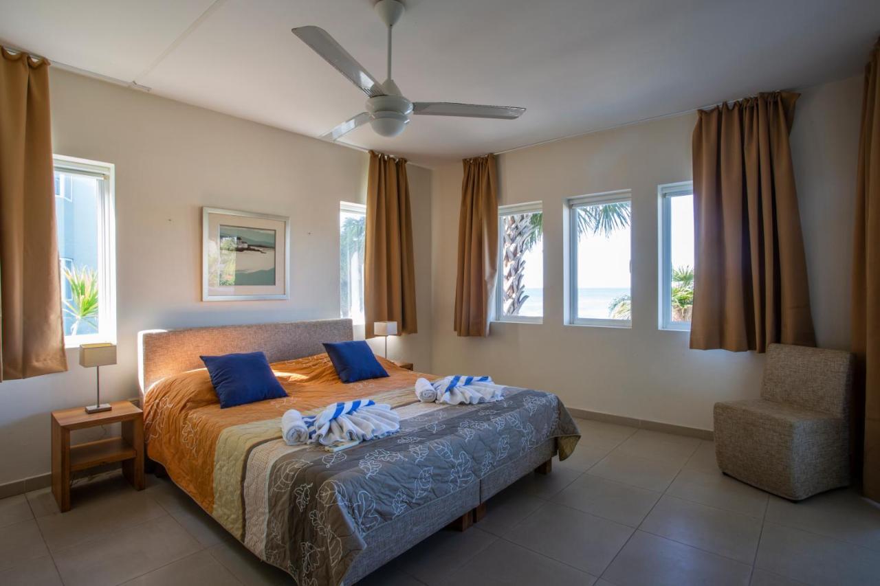 Blue Bay Beach Apartments Екстериор снимка